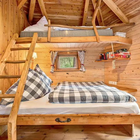 Baumhaus Wernerwald * クックスハーフェン